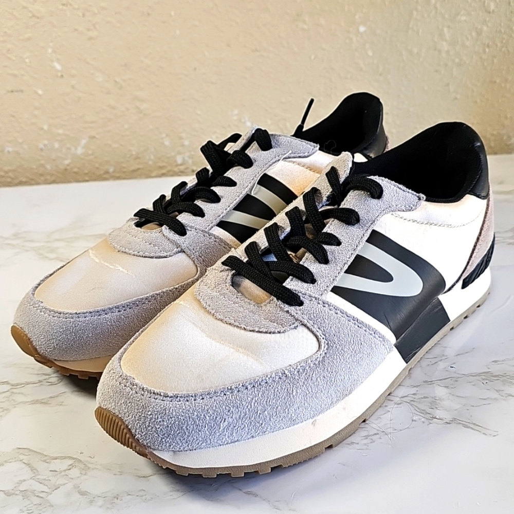 Tretorn Loyola Lace Up Sneakers.